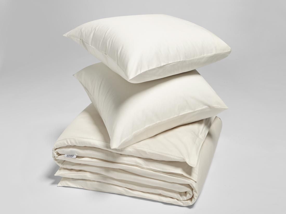 Påslakanset bomullssatin warm white